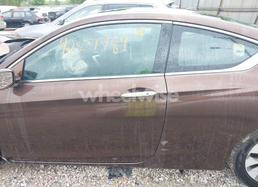 Photo 15 of 2014 Honda Accord EX-L (VIN 1HGCT1B84EA007727)