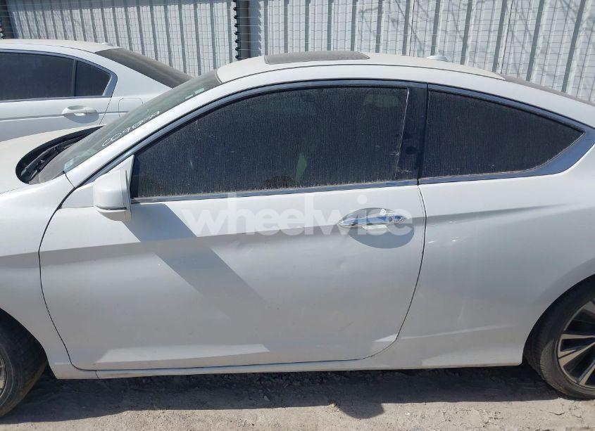 Photo 14 of 2016 Honda Accord EX-L (VIN 1HGCT1B84GA009559)