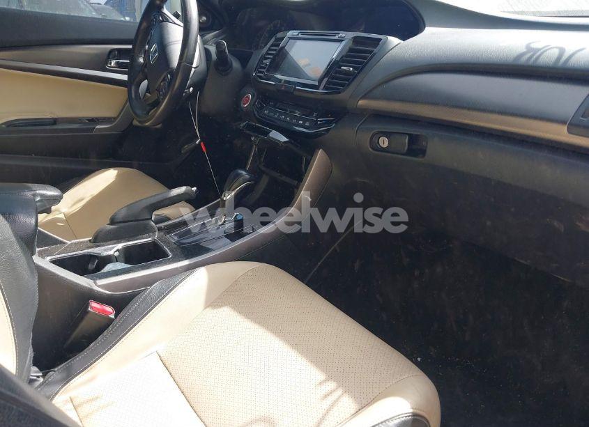 Photo 5 of 2016 Honda Accord EX-L (VIN 1HGCT1B84GA009559)