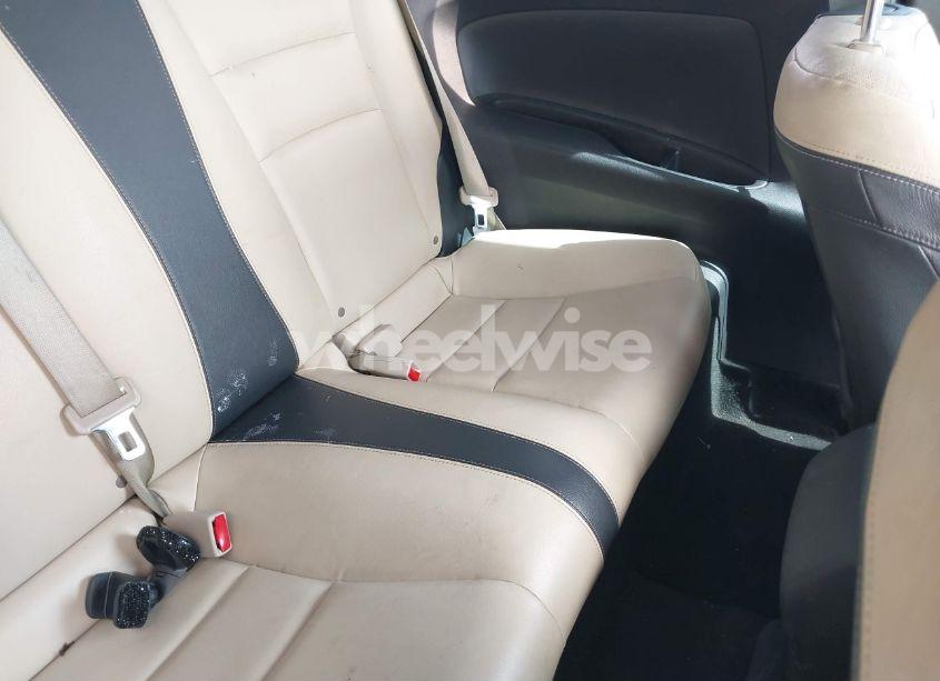 Photo 8 of 2016 Honda Accord EX-L (VIN 1HGCT1B84GA009559)