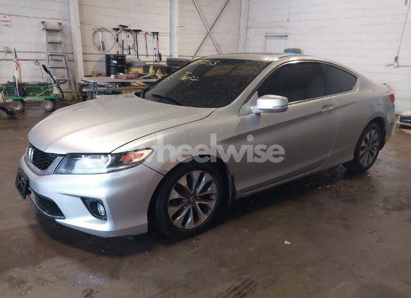 Photo 2 of 2014 Honda Accord EX-L (VIN 1HGCT1B85EA013522)
