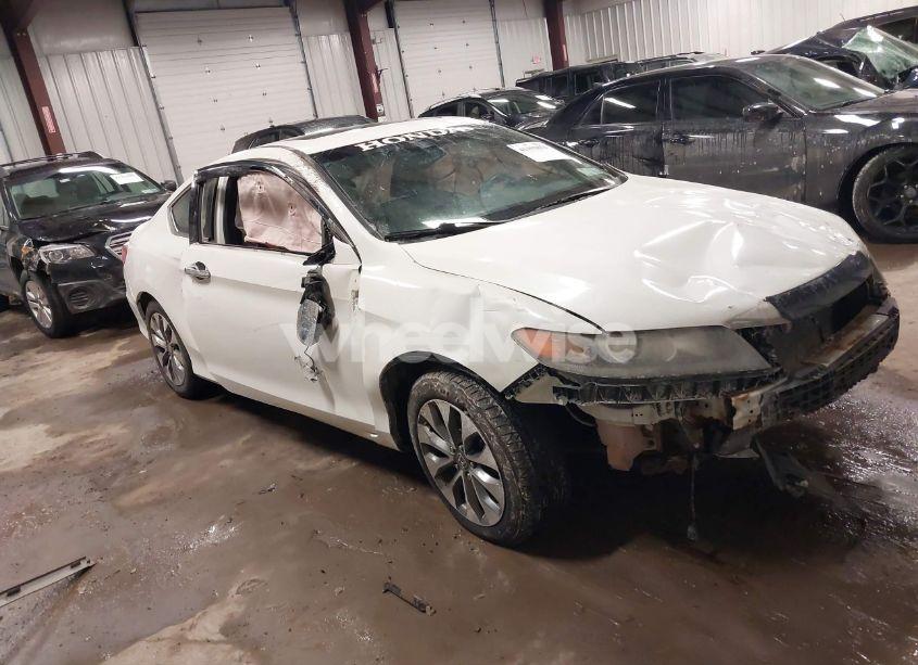 2015 Honda Accord EX-L (VIN 1HGCT1B86FA003003) main photo