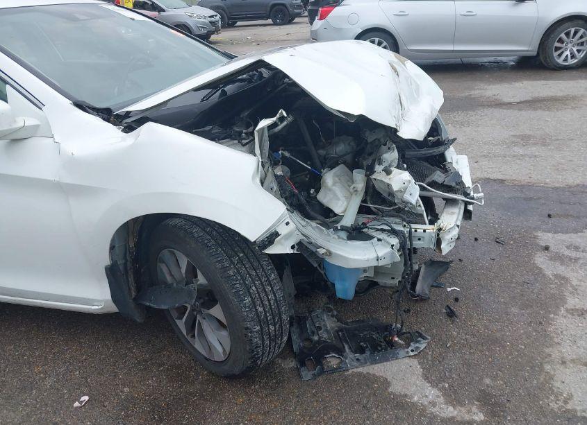 Photo 18 of 2015 Honda Accord EX-L (VIN 1HGCT1B86FA008136)