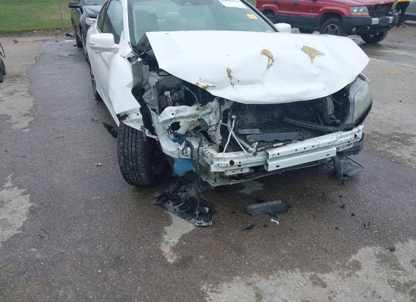 Photo 6 of 2015 Honda Accord EX-L (VIN 1HGCT1B86FA008136)