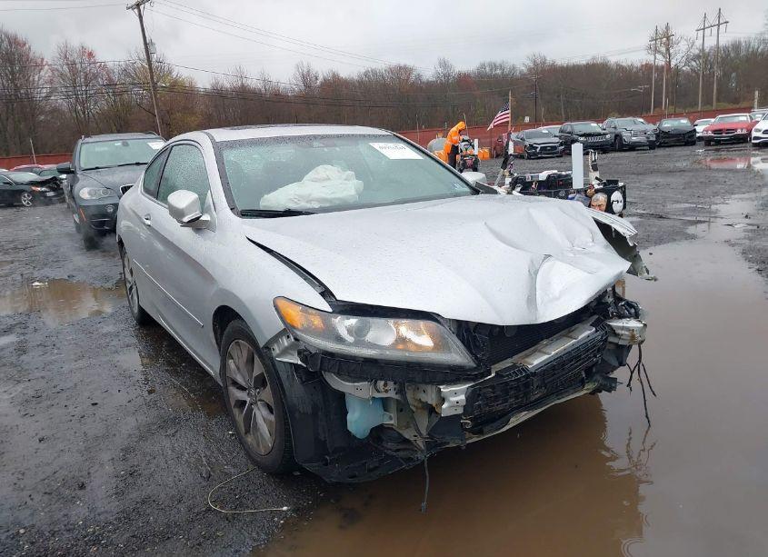 Photo 18 of 2013 Honda Accord EX-L (VIN 1HGCT1B87DA007431)