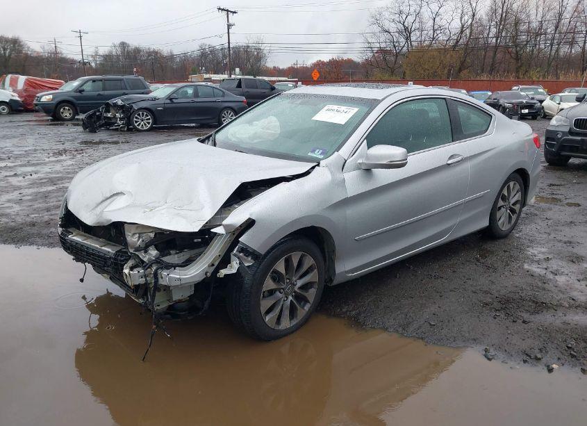 Photo 2 of 2013 Honda Accord EX-L (VIN 1HGCT1B87DA007431)