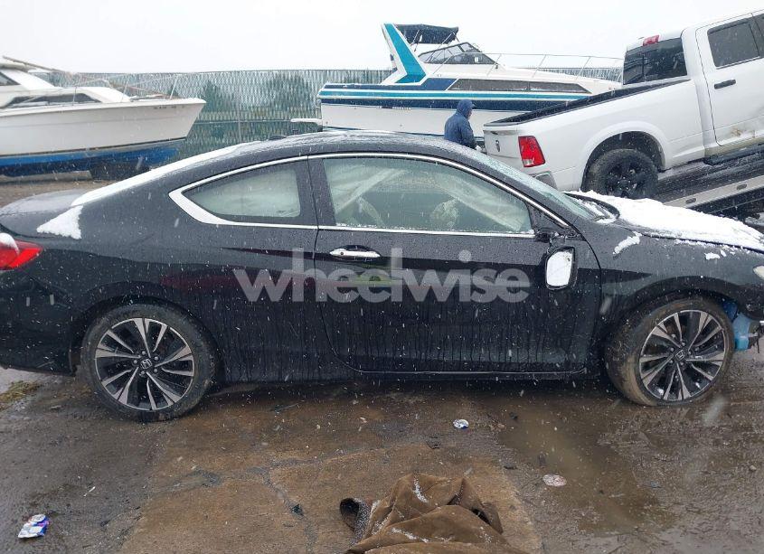 Photo 13 of 2016 Honda Accord EX-L (VIN 1HGCT1B87GA009359)