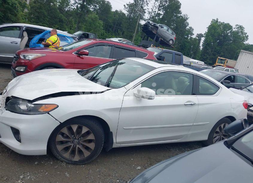 Photo 13 of 2015 Honda Accord EX-L (VIN 1HGCT1B88FA013418)