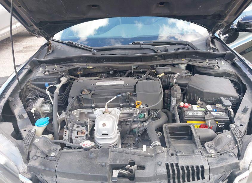 Photo 10 of 2015 Honda Accord EX-L (VIN 1HGCT1B89FA011547)