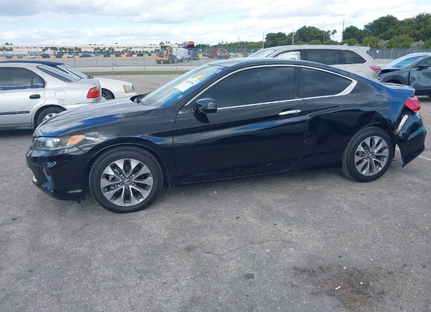 Photo 2 of 2015 Honda Accord EX-L (VIN 1HGCT1B89FA011547)