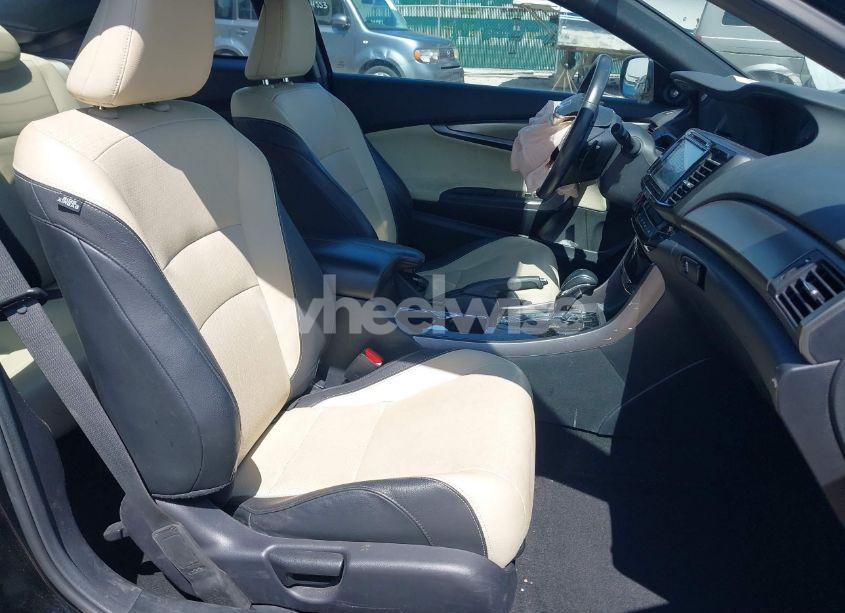 Photo 5 of 2016 Honda Accord EX-L (VIN 1HGCT1B89GA007211)