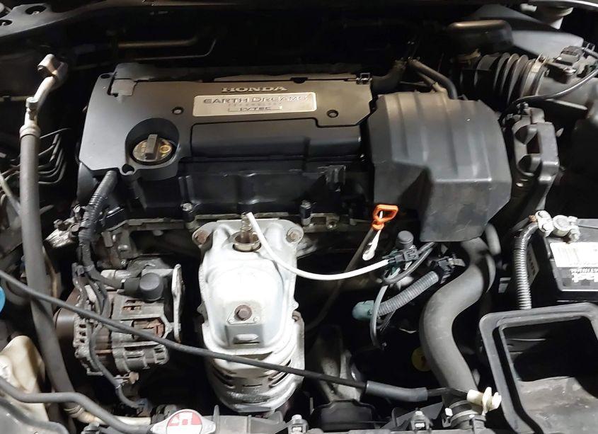 Photo 10 of 2013 Honda Accord EX-L (VIN 1HGCT1B8XDA019282)