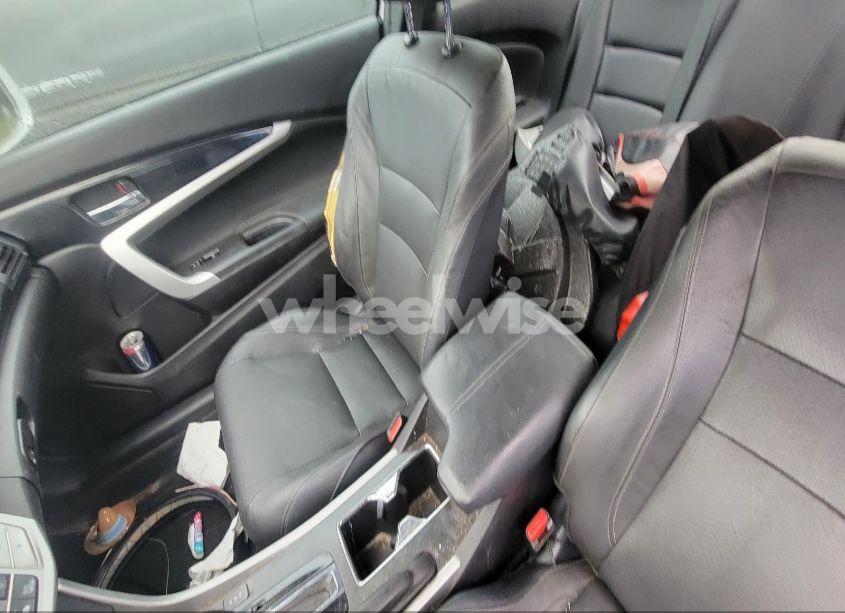 Photo 8 of 2015 Honda Accord EXL (VIN 1HGCT1B8XFA005370)