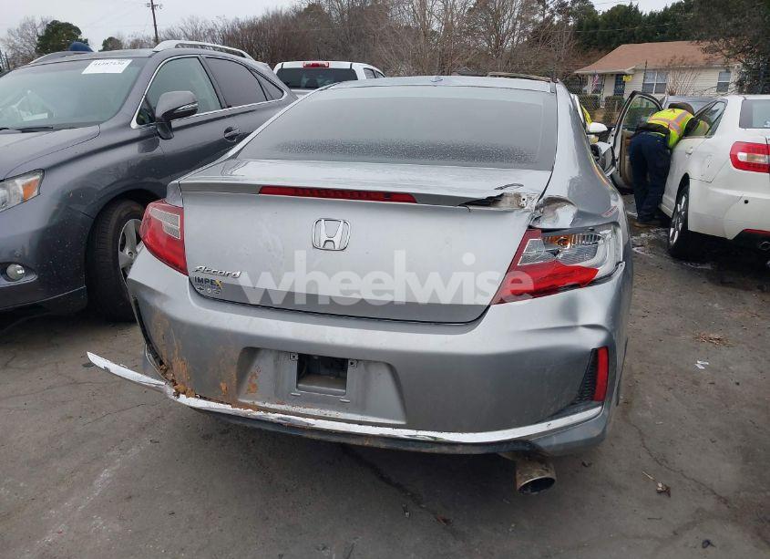 Photo 15 of 2016 Honda Accord EX-L (VIN 1HGCT1B8XGA004723)