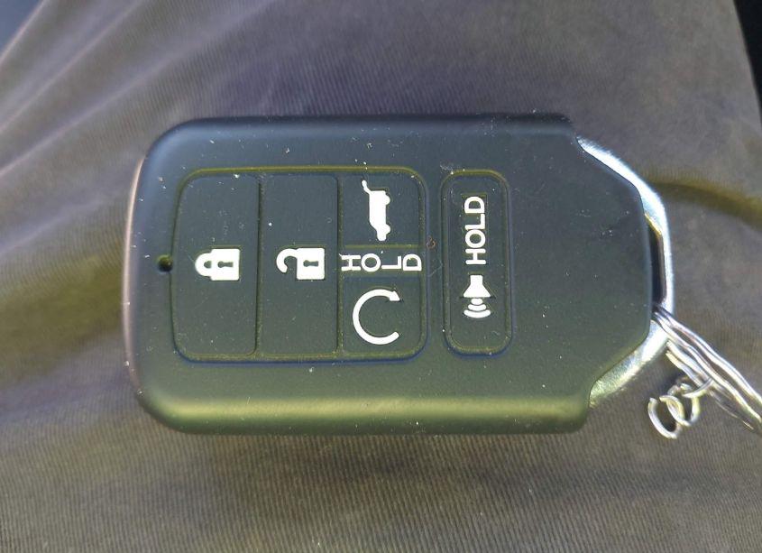 Photo 11 of 2017 Honda Accord EX-L (VIN 1HGCT1B8XHA000141)