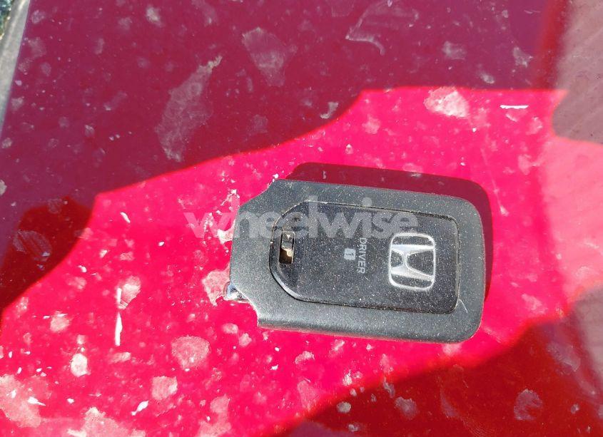 Photo 11 of 2017 Honda Accord EX-L V6 (VIN 1HGCT2A82HA000335)