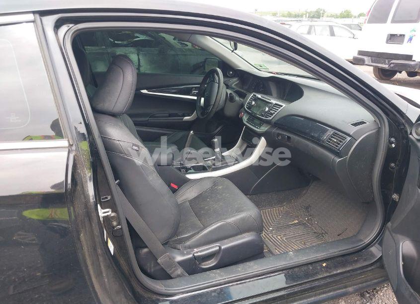 Photo 5 of 2013 Honda Accord EX-L V-6 (VIN 1HGCT2A84DA010374)