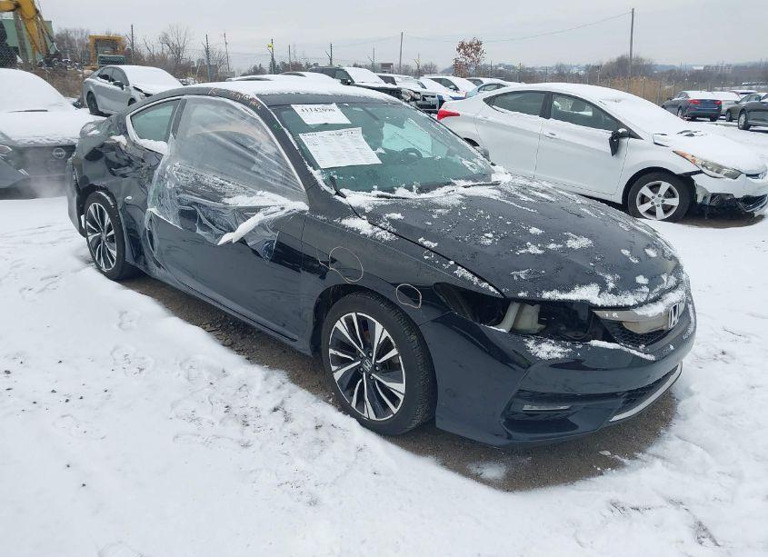 2017 Honda Accord EX-L V6 (VIN 1HGCT2A84HA000305) main photo