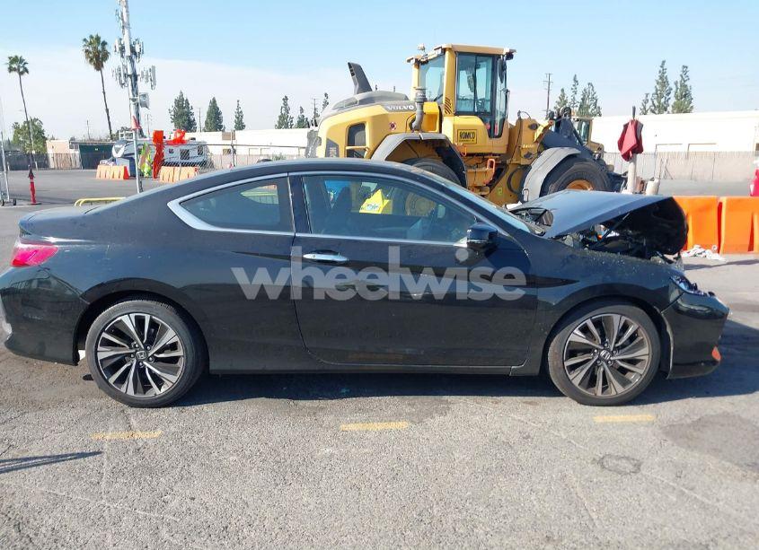 Photo 13 of 2017 Honda Accord EX-L V6 (VIN 1HGCT2A86HA000807)