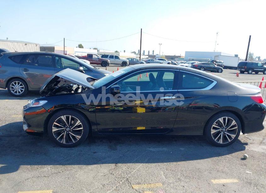 Photo 14 of 2017 Honda Accord EX-L V6 (VIN 1HGCT2A86HA000807)