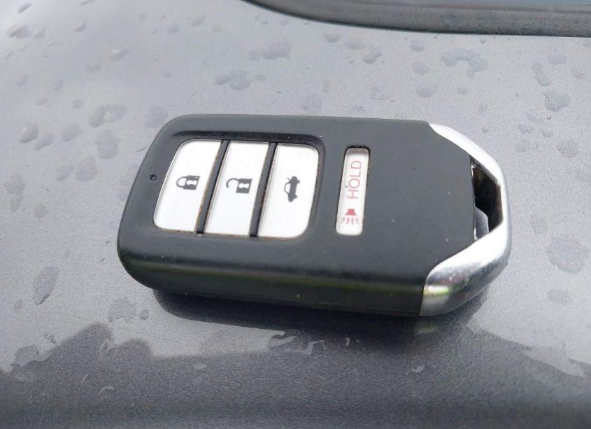 Photo 11 of 2015 Honda Accord EX-L V-6 (VIN 1HGCT2A88FA002930)