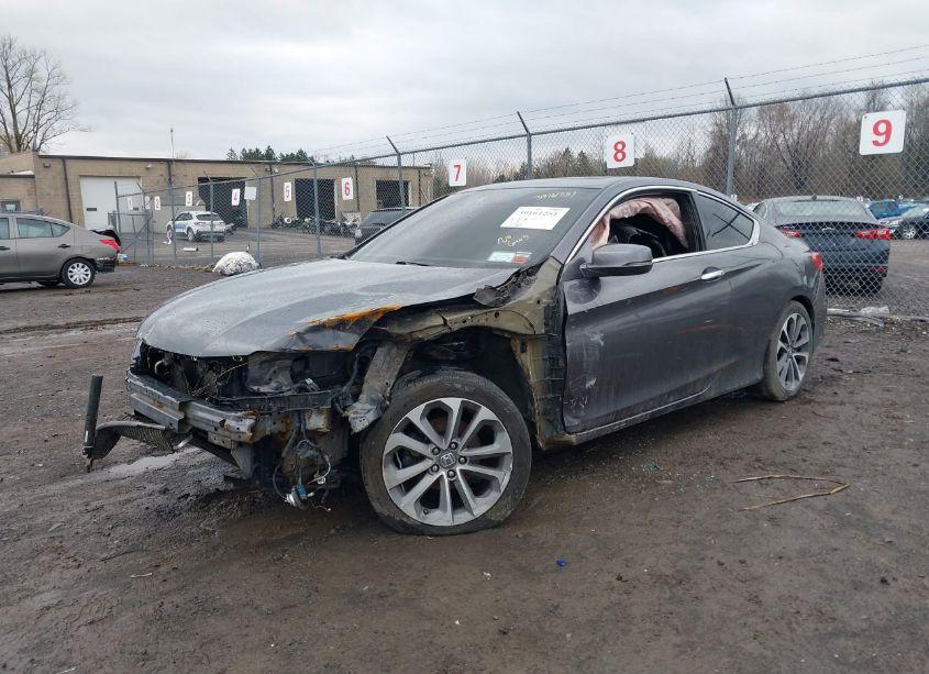 Photo 2 of 2015 Honda Accord EX-L V-6 (VIN 1HGCT2A88FA002930)