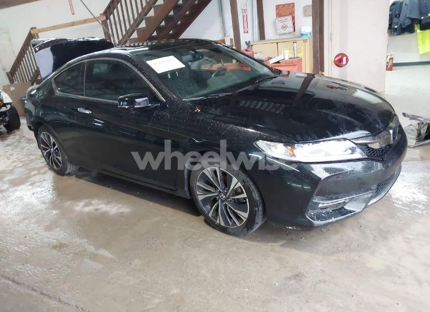 2016 Honda Accord EX-L V-6 (VIN 1HGCT2A88GA005070) main photo