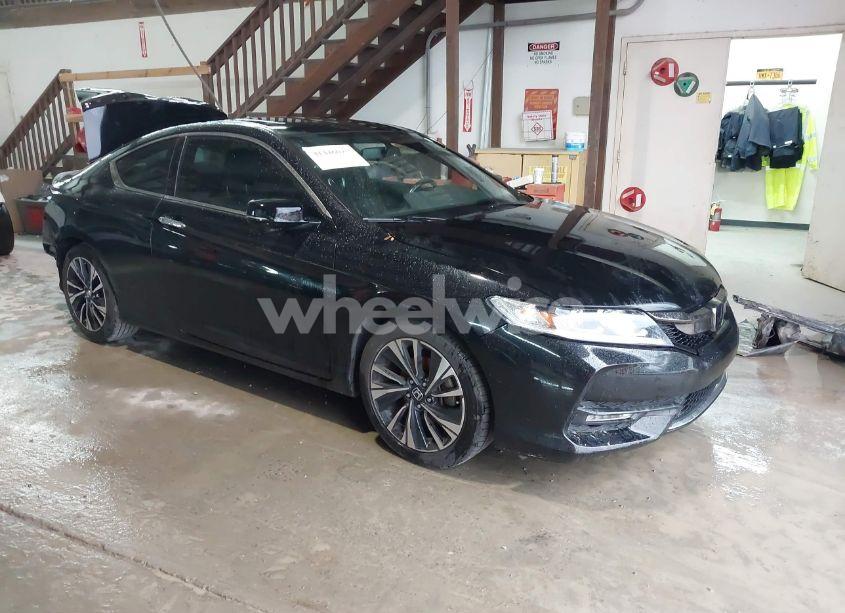 Photo 13 of 2016 Honda Accord EX-L V-6 (VIN 1HGCT2A88GA005070)