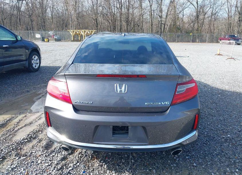 Photo 16 of 2016 Honda Accord TOURING (VIN 1HGCT2B00GA000700)