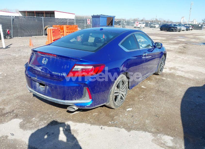 Photo 4 of 2016 Honda Accord TOURING (VIN 1HGCT2B00GA002172)