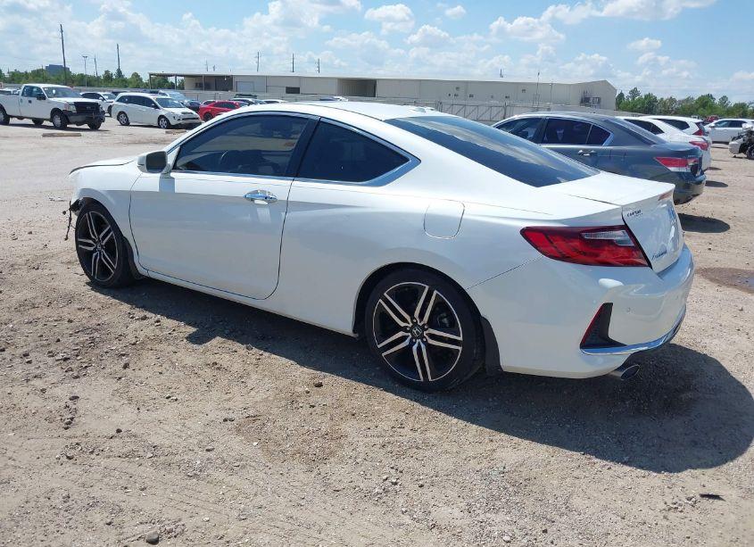 Photo 3 of 2017 Honda Accord TOURING V6 (VIN 1HGCT2B04HA001723)