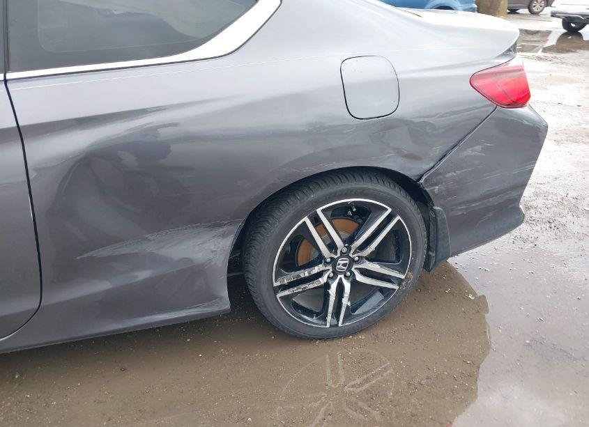 Photo 6 of 2017 Honda Accord TOURING V6 (VIN 1HGCT2B06HA001772)