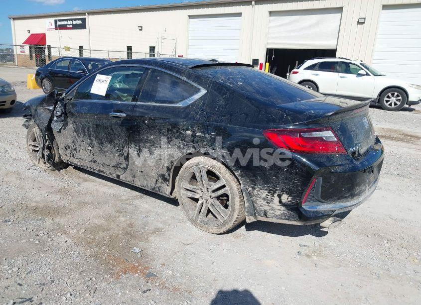 Photo 3 of 2017 Honda Accord TOURING V6 (VIN 1HGCT2B08HA004222)