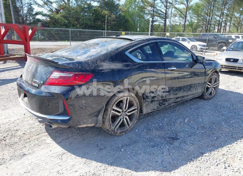 Photo 4 of 2017 Honda Accord TOURING V6 (VIN 1HGCT2B08HA004222)