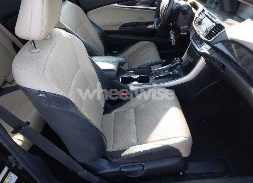 Photo 5 of 2013 Honda Accord EX-L V-6 (VIN 1HGCT2B80DA012637)