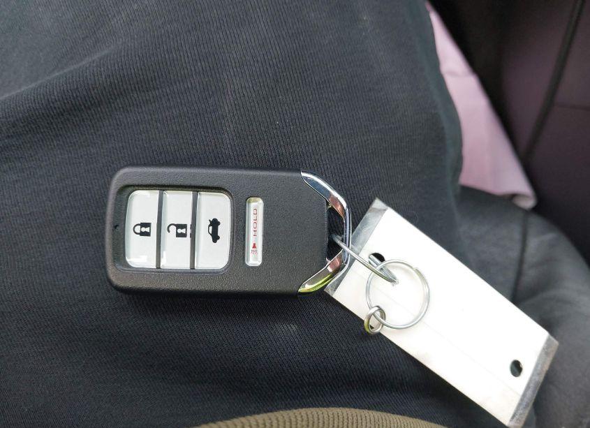 Photo 11 of 2016 Honda Accord EX-L V-6 (VIN 1HGCT2B80GA006941)