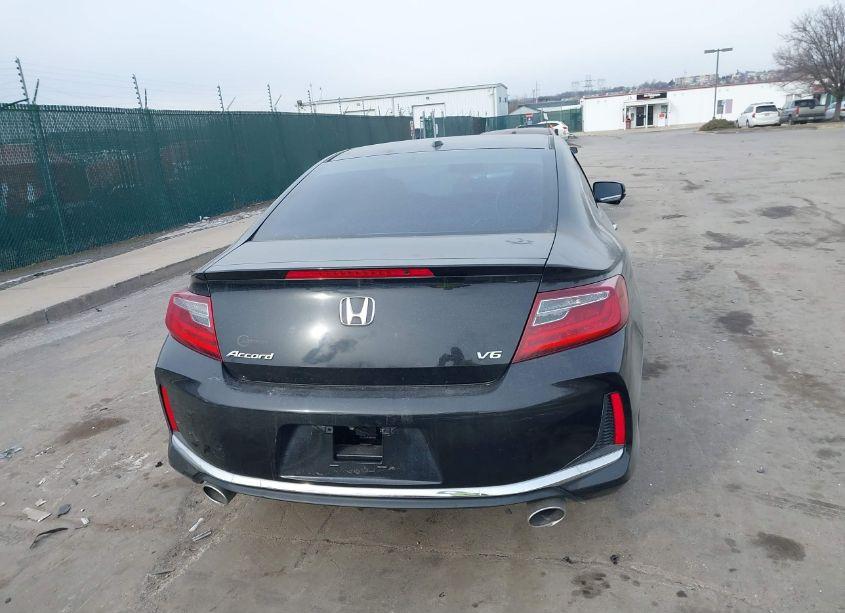 Photo 16 of 2016 Honda Accord EX-L V-6 (VIN 1HGCT2B80GA006941)