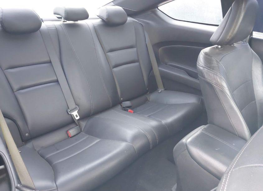 Photo 8 of 2016 Honda Accord EX-L V-6 (VIN 1HGCT2B80GA006941)