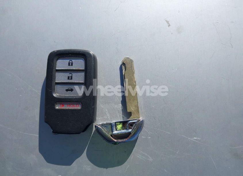 Photo 11 of 2013 Honda Accord EX-L V-6 (VIN 1HGCT2B81DA008144)