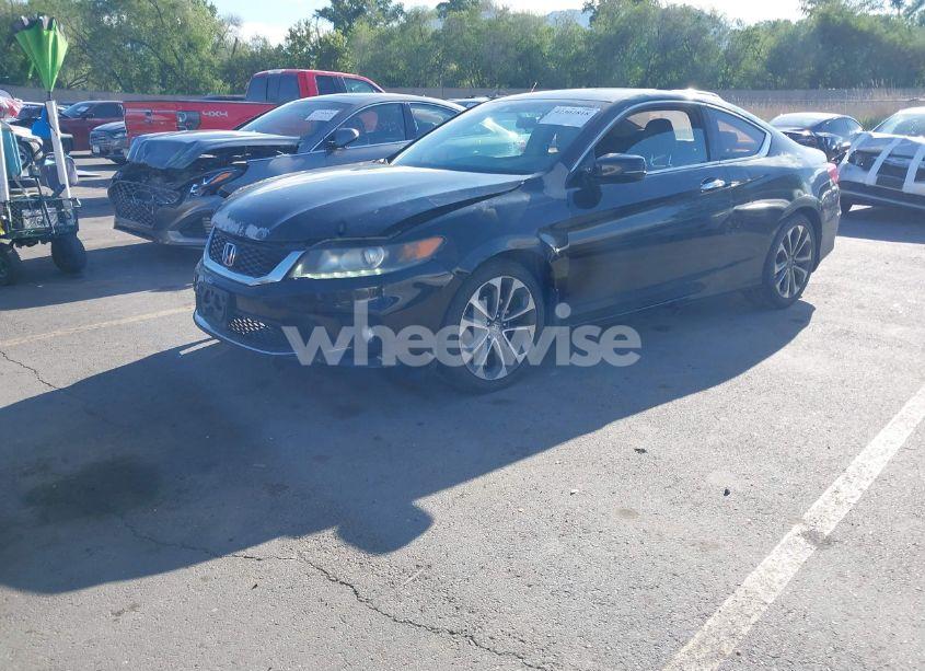 Photo 2 of 2013 Honda Accord EX-L V-6 (VIN 1HGCT2B81DA008144)