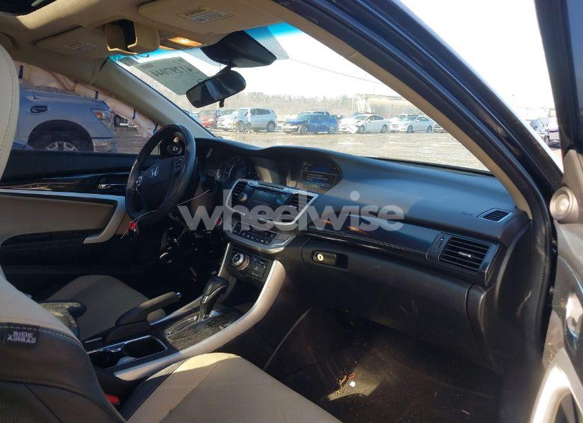 Photo 5 of 2013 Honda Accord EX-L V-6 (VIN 1HGCT2B81DA010444)