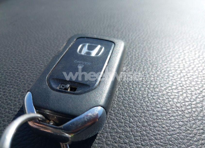 Photo 11 of 2013 Honda Accord EX-L V-6 (VIN 1HGCT2B81DA012842)