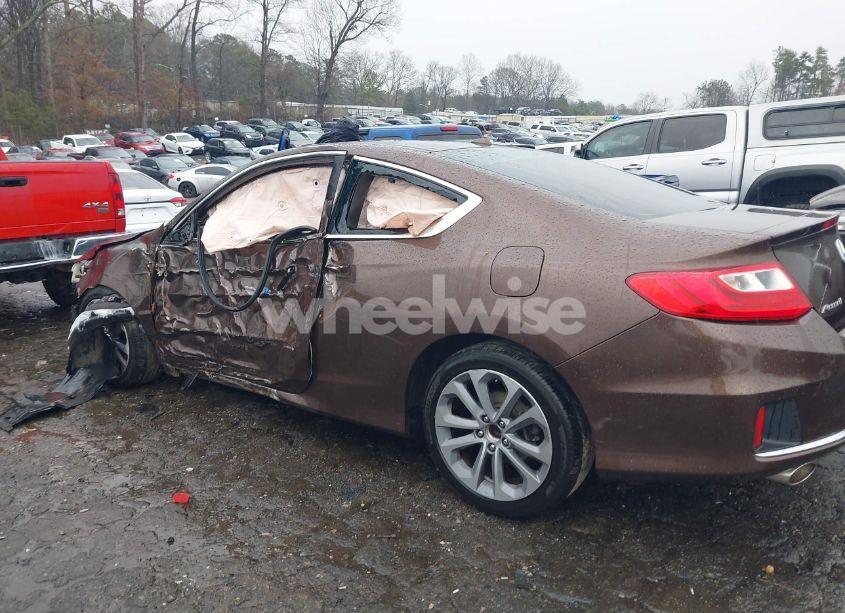 Photo 14 of 2014 Honda Accord EX-L V-6 (VIN 1HGCT2B81EA008176)