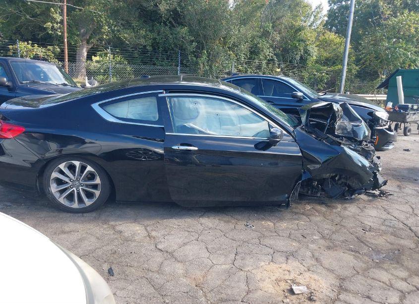 Photo 4 of 2014 Honda Accord EX-L V-6 (VIN 1HGCT2B81EA009327)