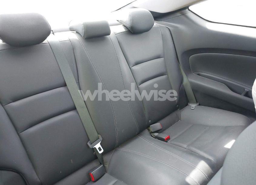 Photo 8 of 2015 Honda Accord EX-L V-6 (VIN 1HGCT2B81FA002976)