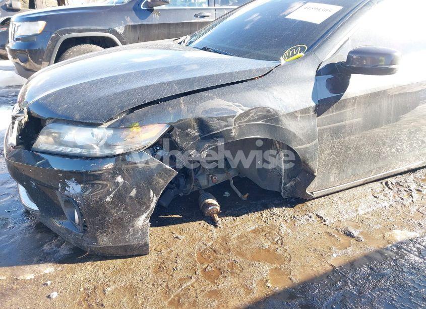 Photo 6 of 2015 Honda Accord EX-L V-6 (VIN 1HGCT2B81FA004856)