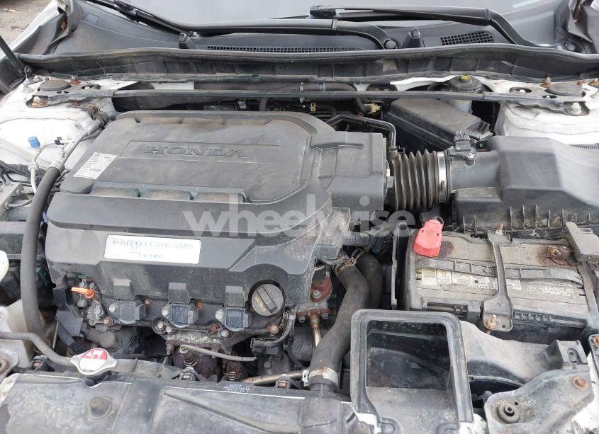 Photo 10 of 2015 Honda Accord EX-L V-6 (VIN 1HGCT2B81FA006140)