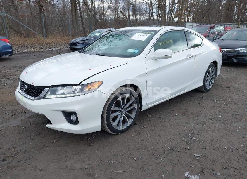 Photo 2 of 2015 Honda Accord EX-L V-6 (VIN 1HGCT2B81FA006140)