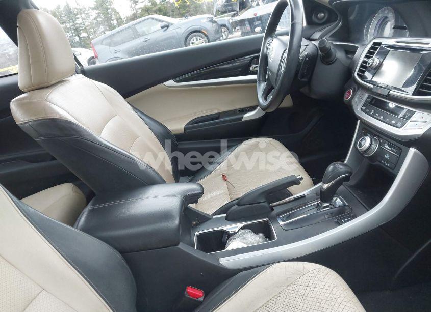 Photo 5 of 2015 Honda Accord EX-L V-6 (VIN 1HGCT2B81FA006140)