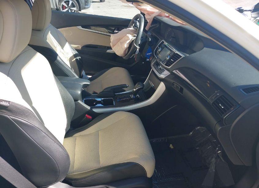 Photo 5 of 2015 Honda Accord EX-L V-6 (VIN 1HGCT2B81FA008017)